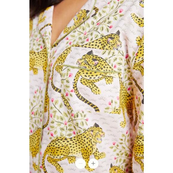 Printfresh Cheetah Sleep Shirt Sz. XL and Matching Tote Bag - Picture 2 of 6